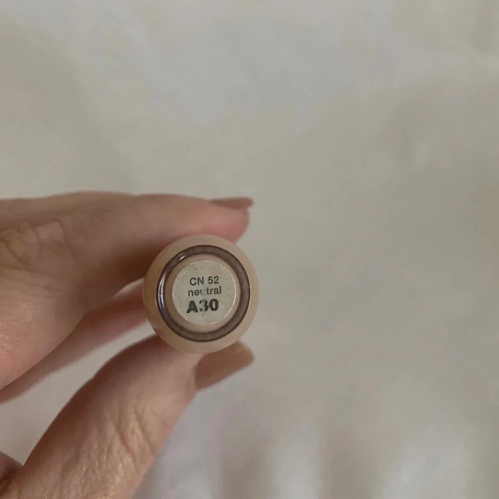 Clinique Even Better All-Over Concealer + Eraser 0.2 oz CN52 Neutral